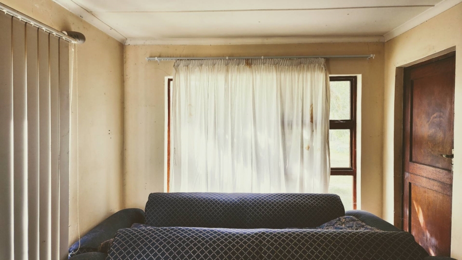 5 Bedroom Property for Sale in Uilenkraalsmond Western Cape